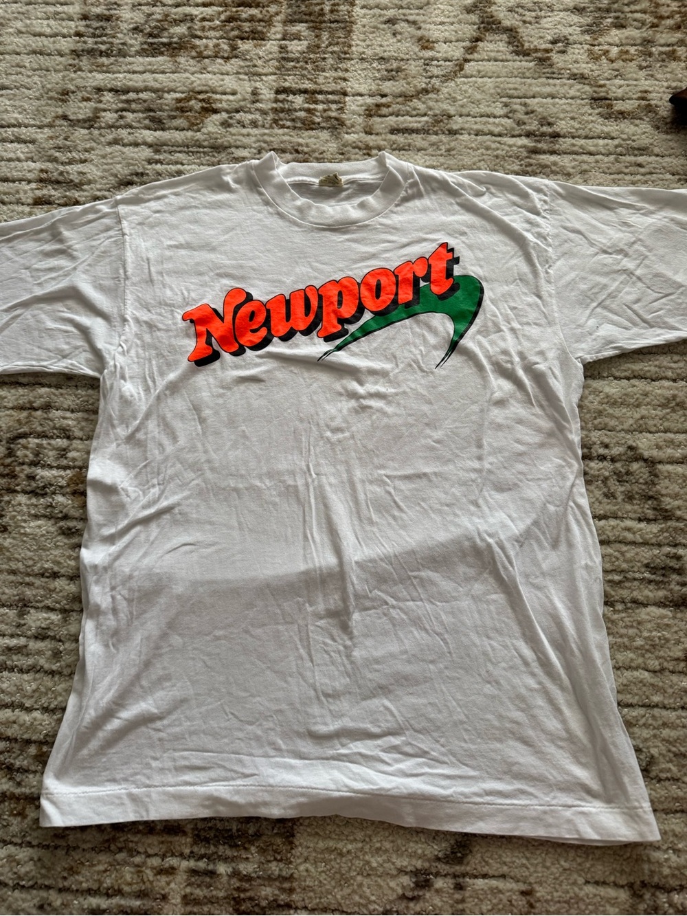 Very vintage Newport Cigarette Tee